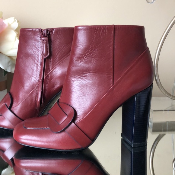 Tory Burch Red Cherry Burgundy Ankle Boots/Booties - Picture 10 of 10